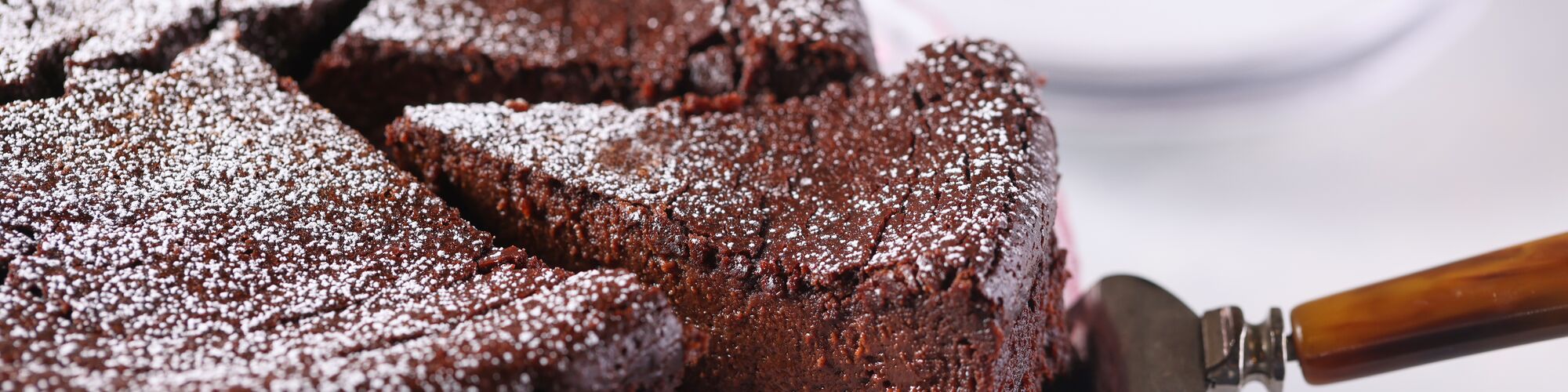 FlourlessBittersweetChocolateCake