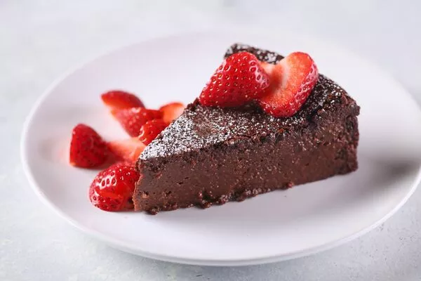 FlourlessBittersweetChocolateCake