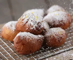 Ricotta Doughnuts 