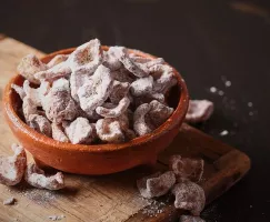 Chocolate chicharrones